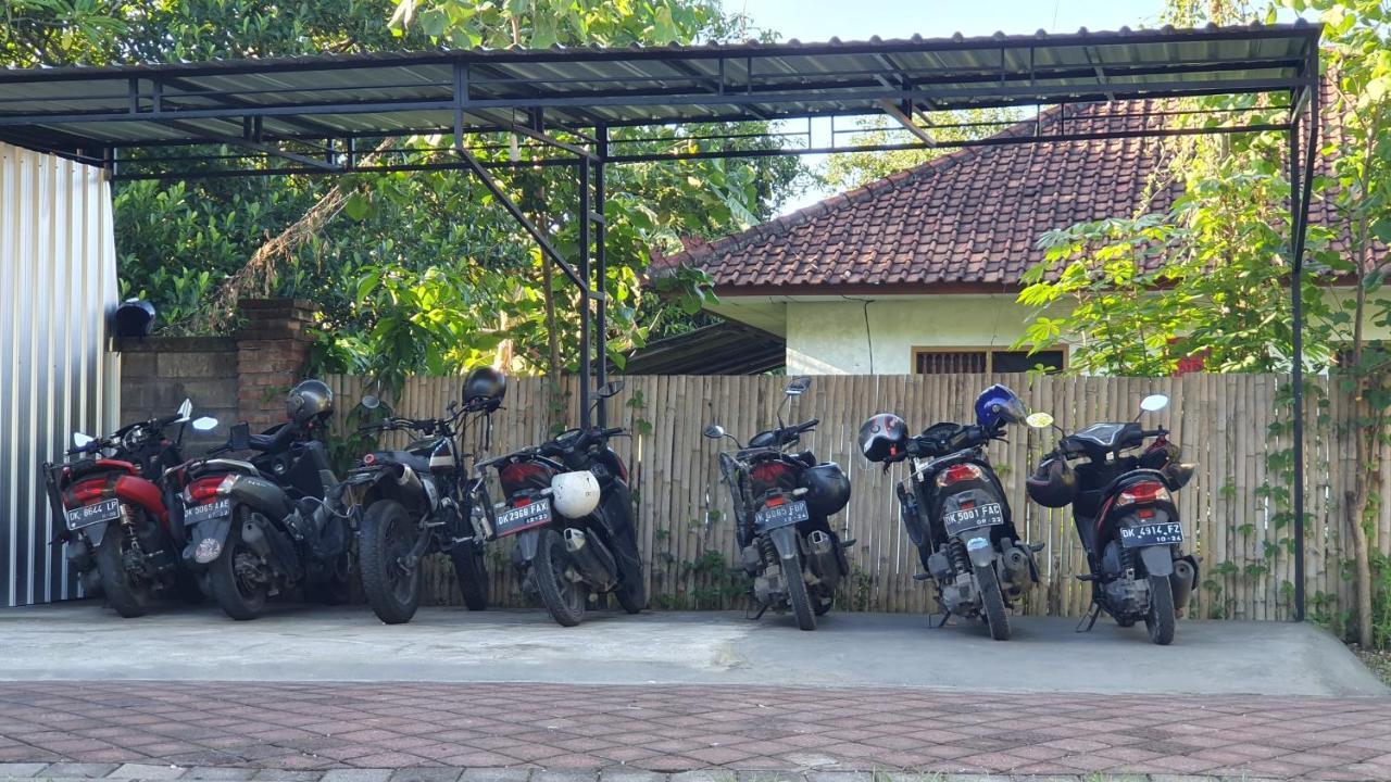 Timbis Homestay Bali Nusa Dua  Buitenkant foto