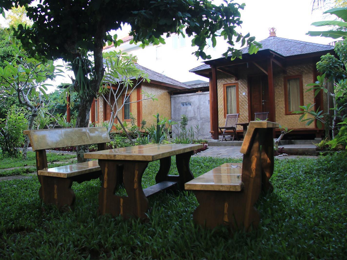 Timbis Homestay Bali Nusa Dua  Buitenkant foto