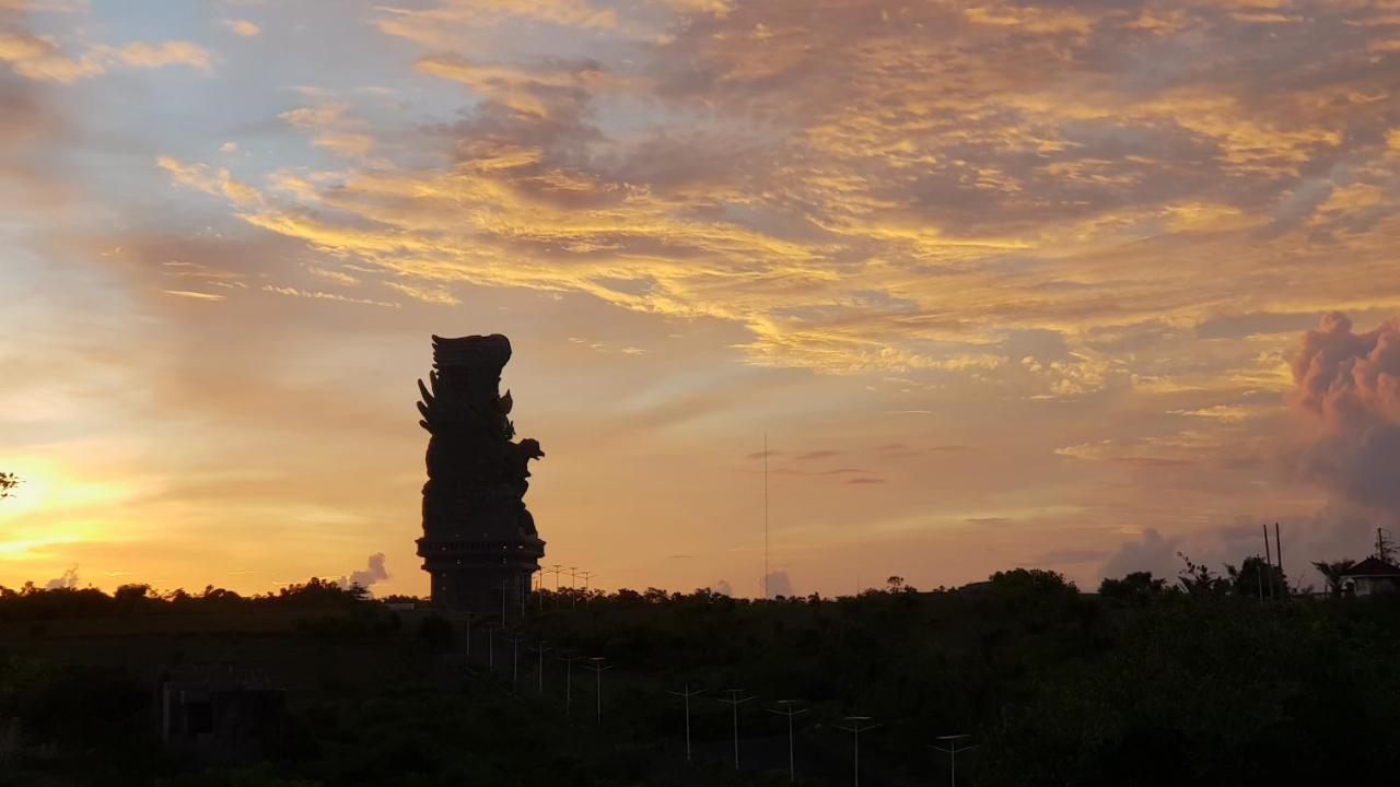 Timbis Homestay Bali Nusa Dua  Buitenkant foto
