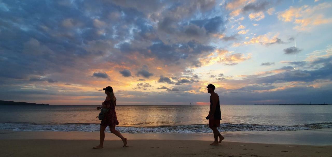Timbis Homestay Bali Nusa Dua  Buitenkant foto